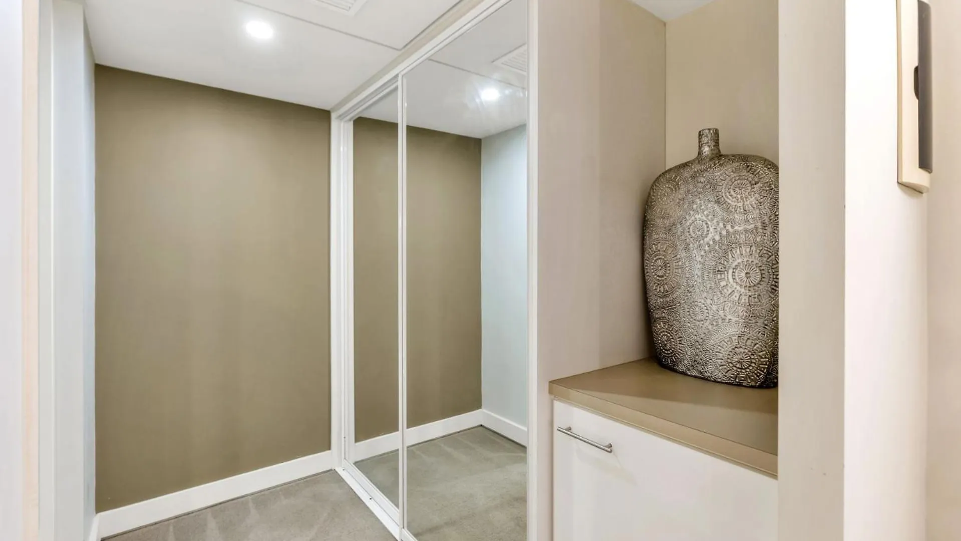 Belle Escapes Drift Beachfront Resort Suite 3207 Palm Cove Australia