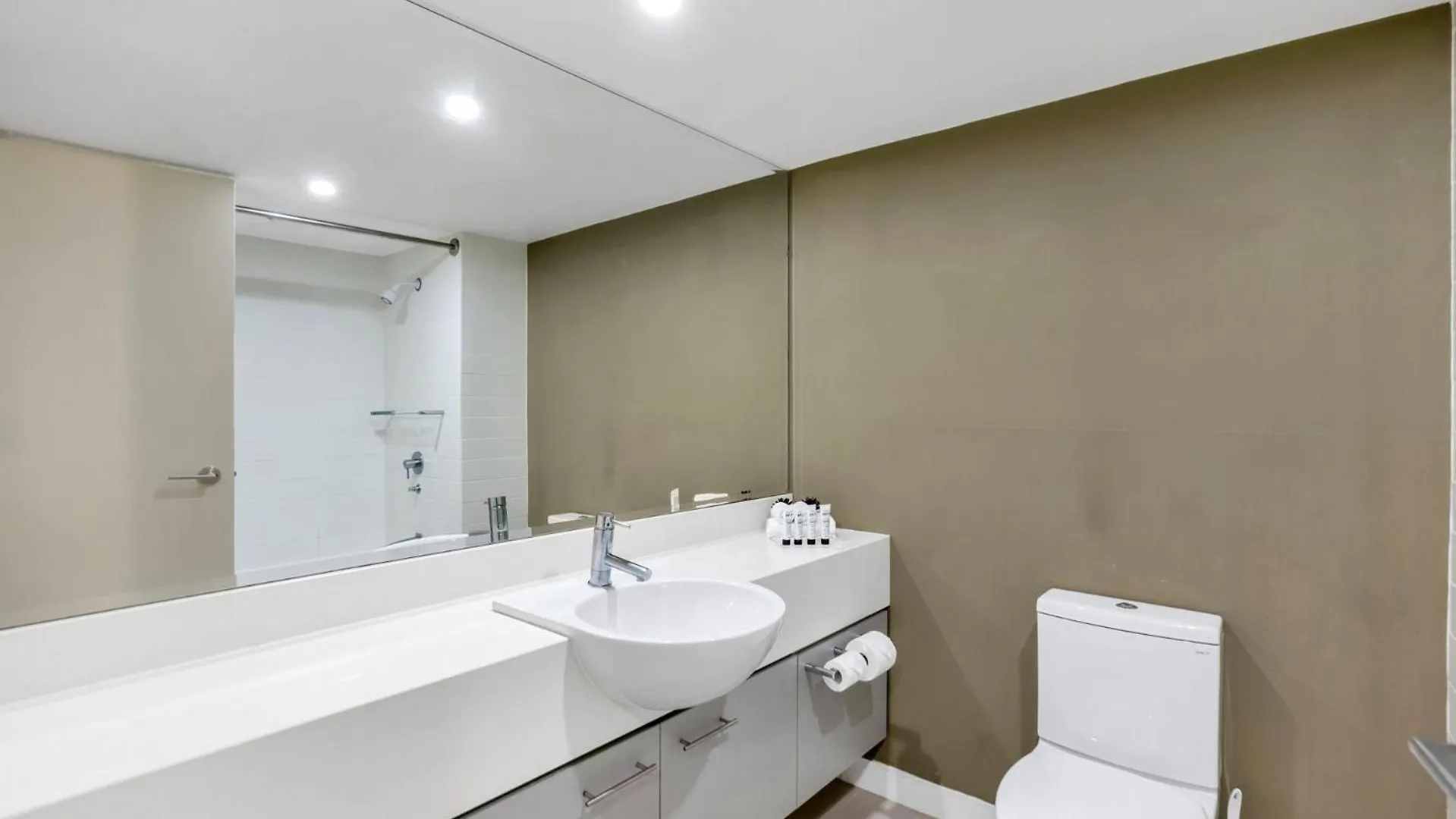 Belle Escapes Drift Beachfront Resort Suite 3207 Palm Cove 0*,  Australia