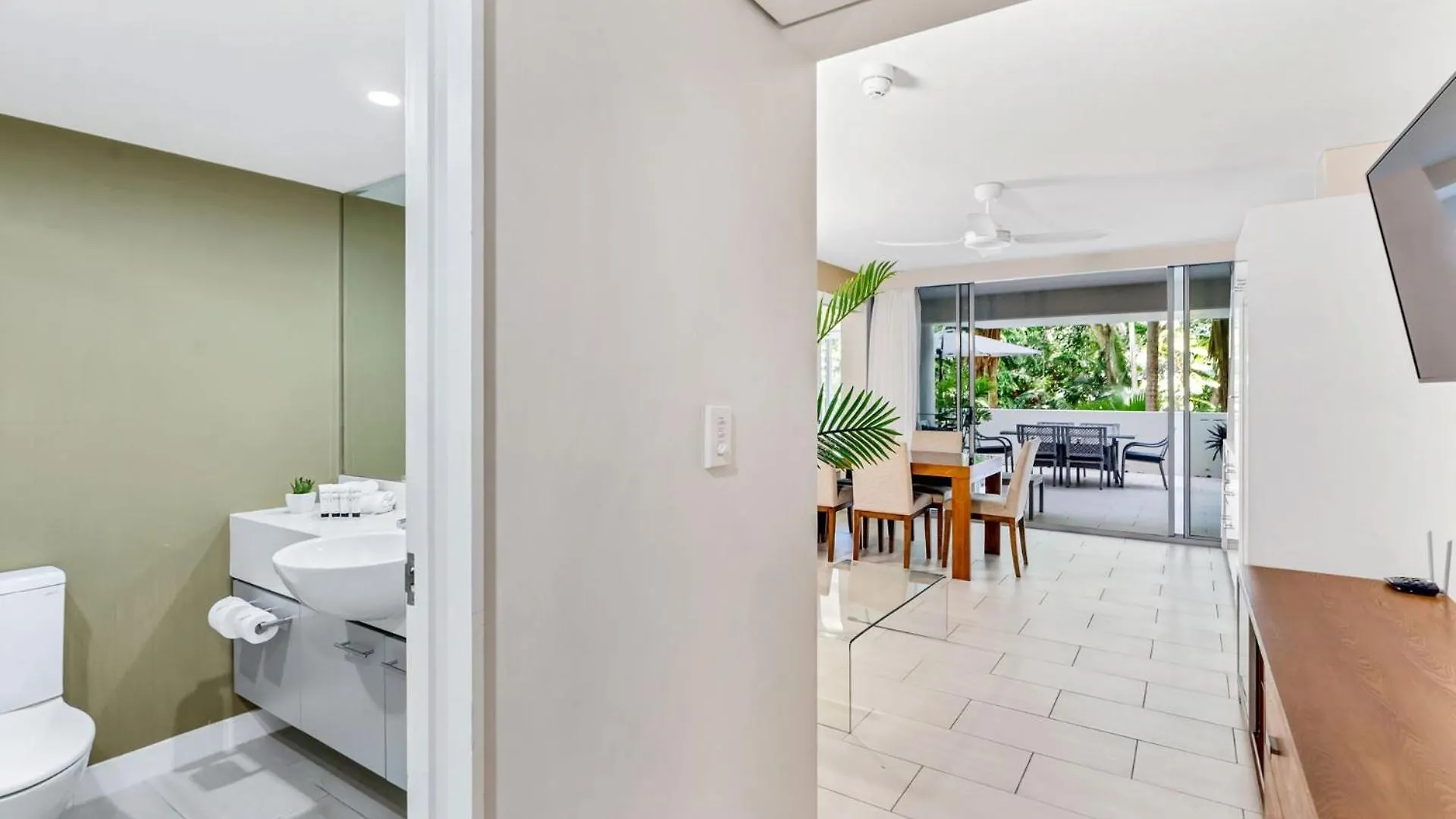 Apartment Belle Escapes Drift Beachfront Resort Suite 3207 Palm Cove