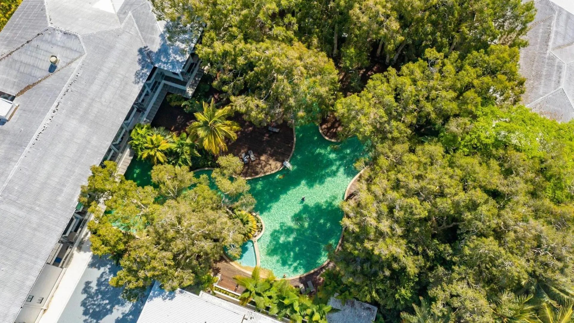 Belle Escapes Drift Beachfront Resort Suite 3207 Palm Cove