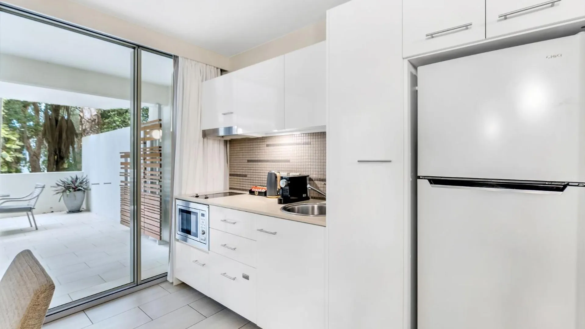 Belle Escapes Drift Beachfront Resort Suite 3207 Palm Cove Apartment