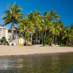 Island Views Beachfront Palm Cove
